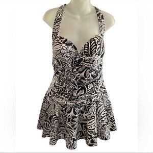 Floral black and white one piece swimsuit size 20w